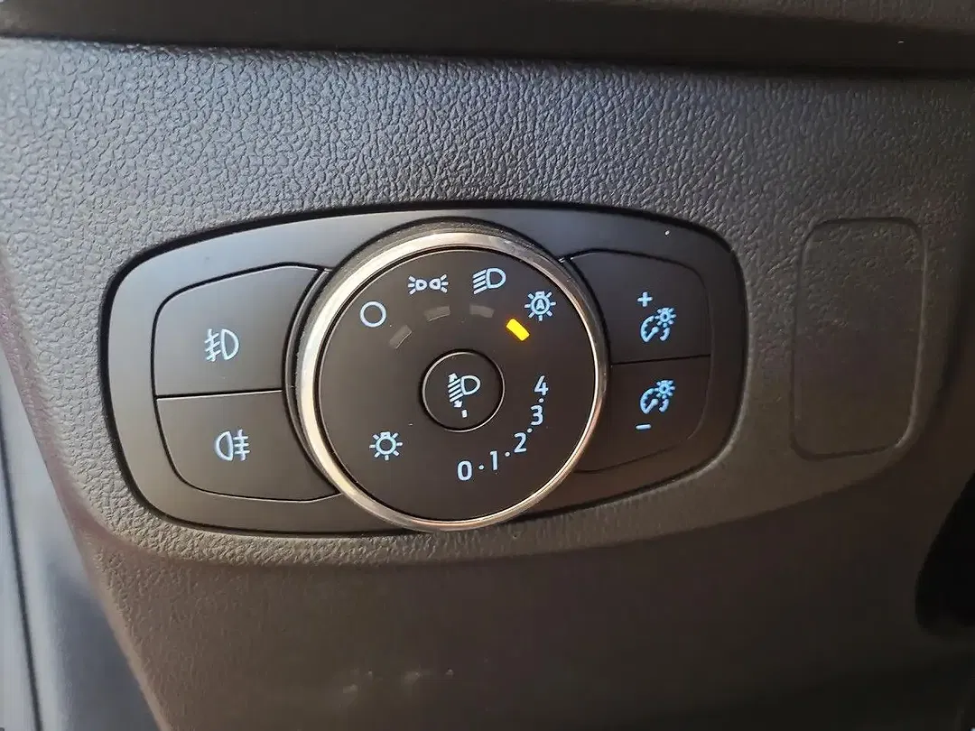 Ford Focus ST-Line - Thumbnail 12