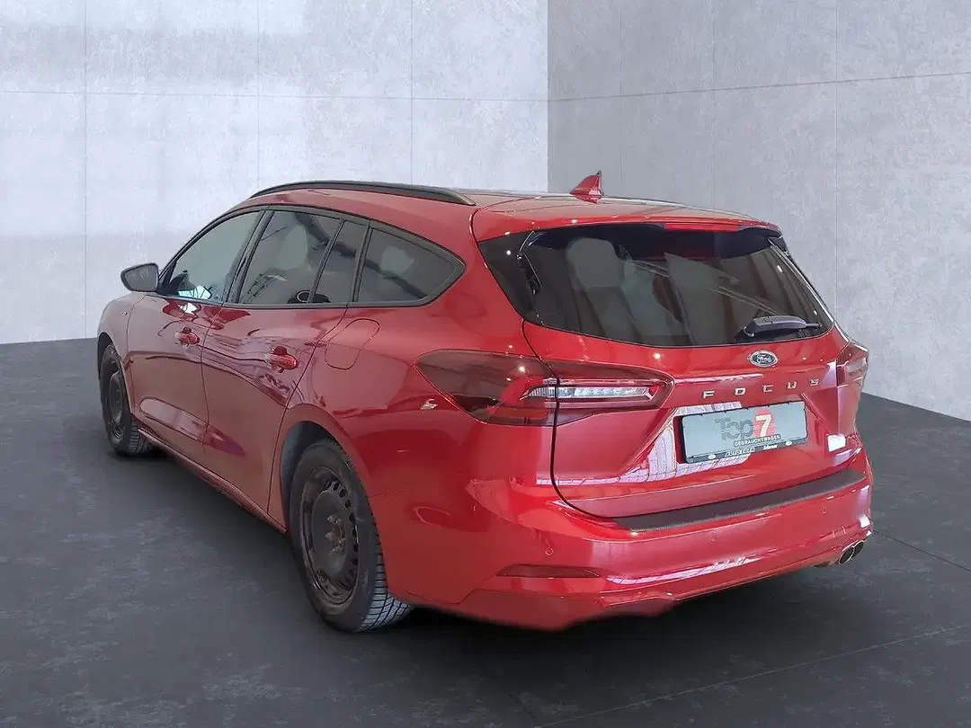 Ford Focus ST-Line - Thumbnail 3
