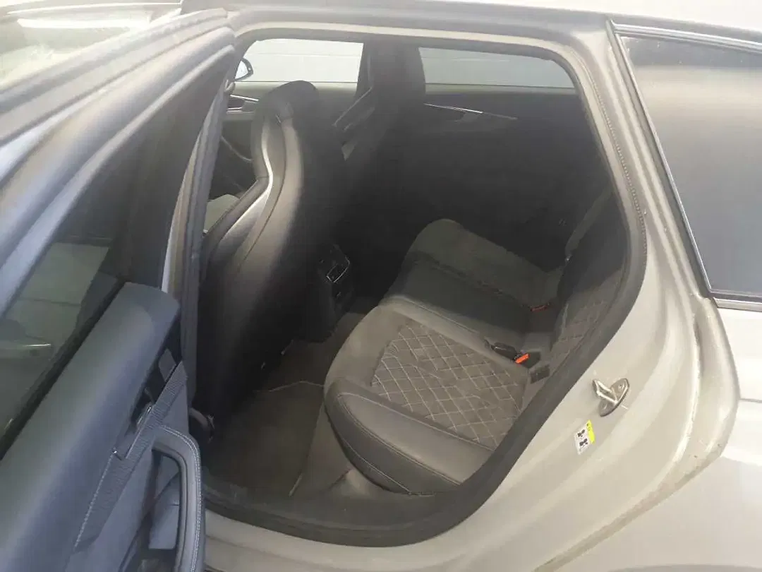 Audi RS4 Avant - Thumbnail 7