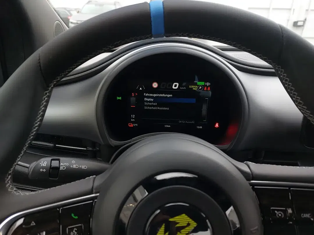 Abarth 500e - Thumbnail 14
