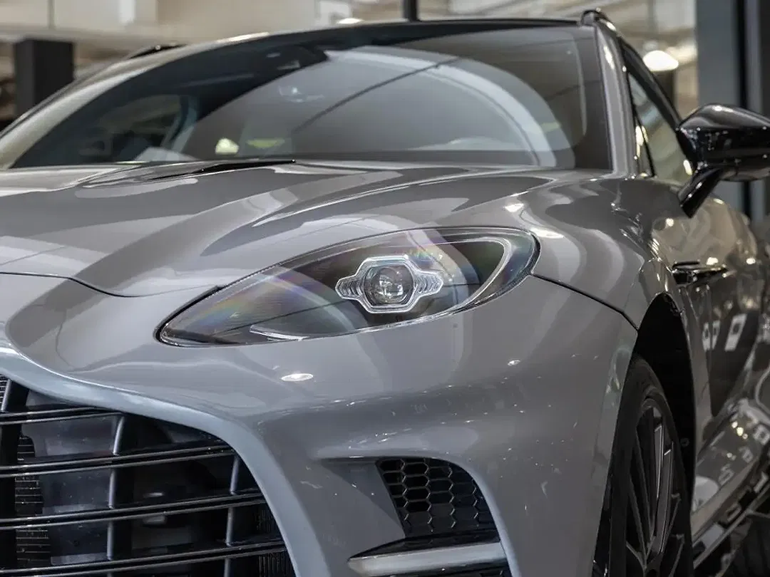 Aston Martin DBX 707 - Thumbnail 14
