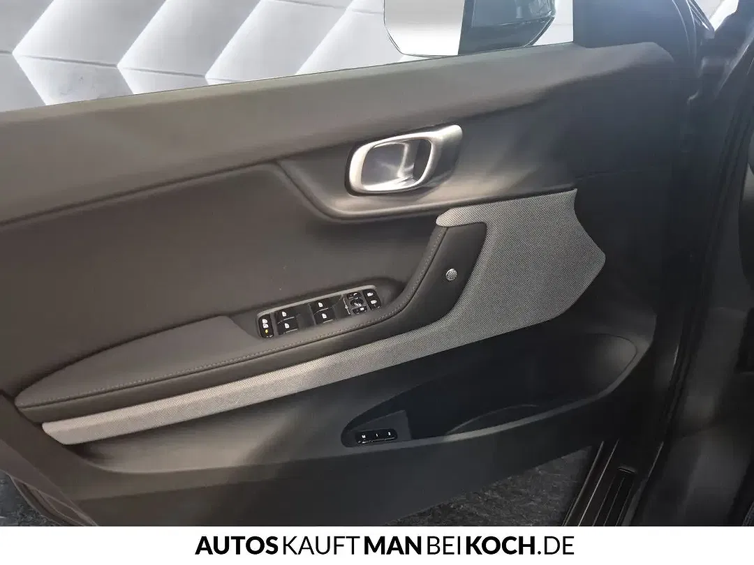 Polestar 2 Long Range Pilot Plus - Thumbnail 12