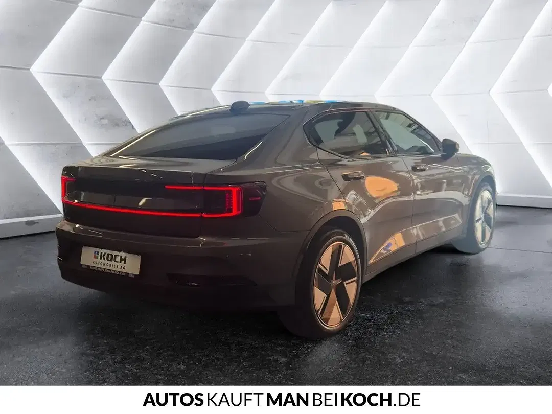 Polestar 2 Long Range Pilot Plus - Thumbnail 3