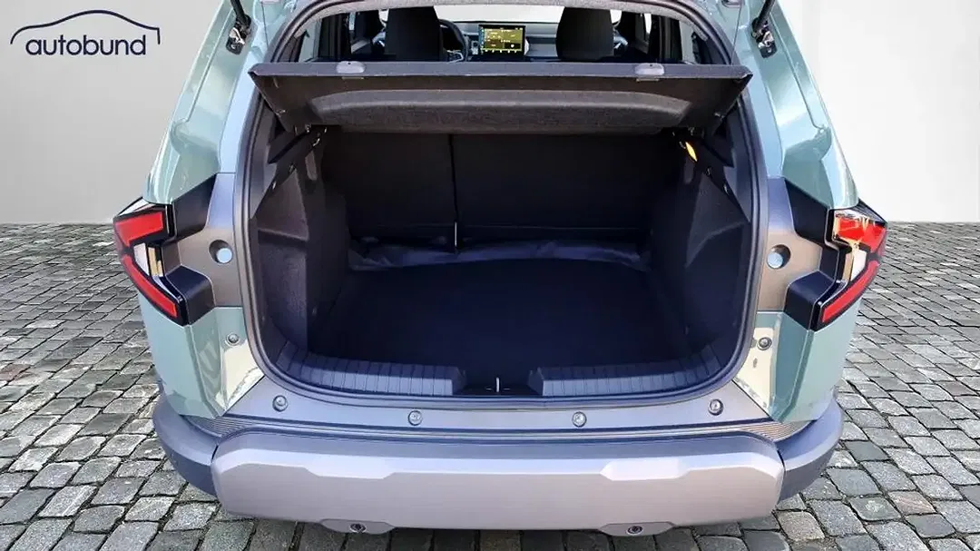 Dacia Duster TCe Celebration - Thumbnail 8