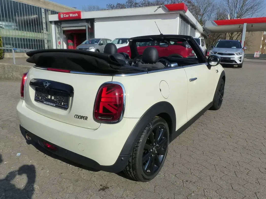 MINI Cooper Cabrio AUT - Thumbnail 8