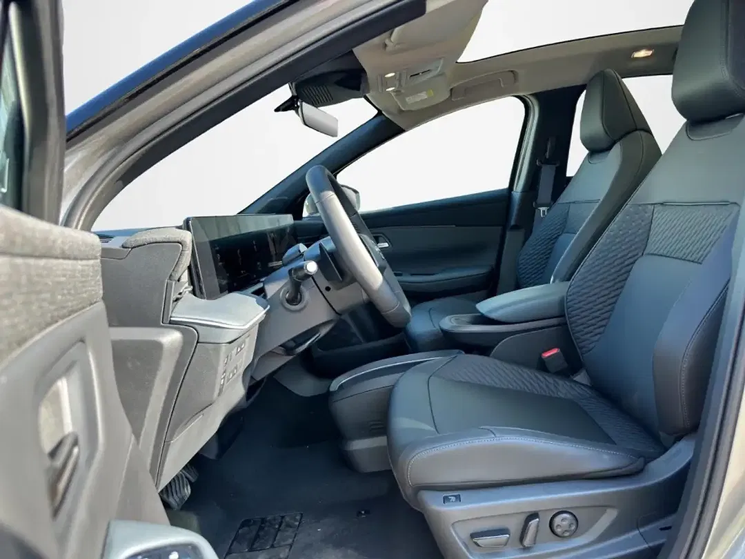 Nissan Leaf Evolve - Thumbnail 9