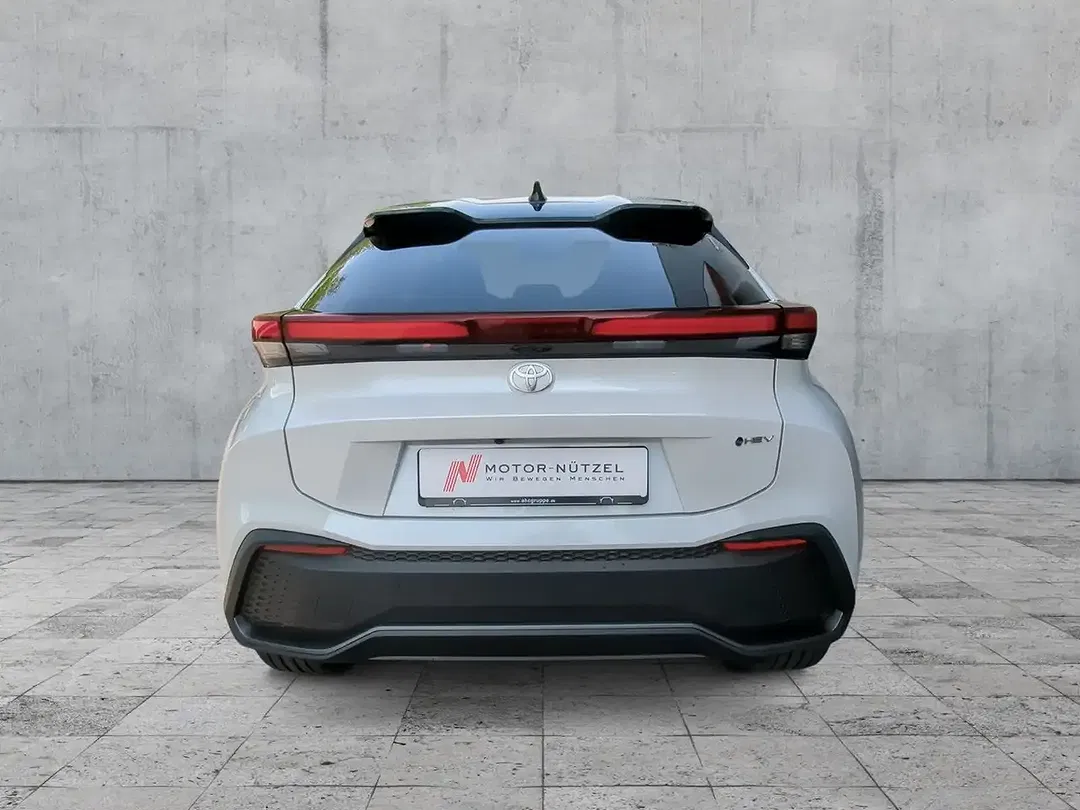 Toyota C-HR Hybrid Team Deutschland - Thumbnail 5