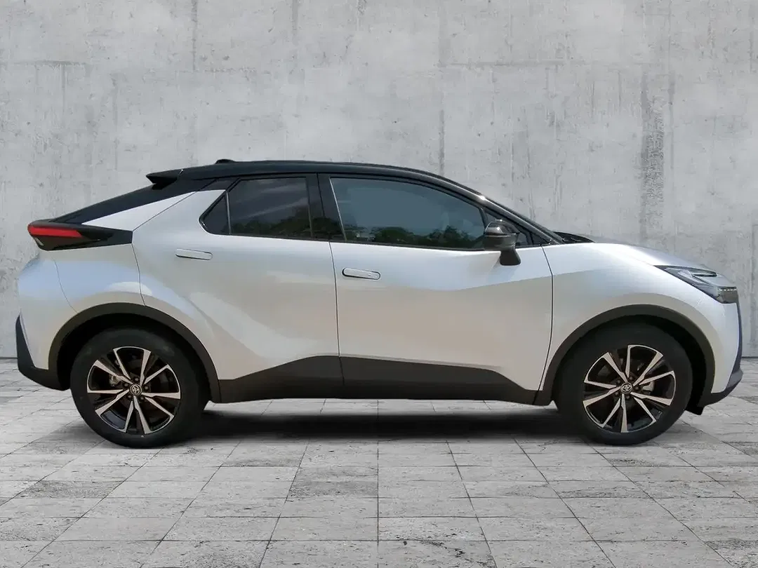 Toyota C-HR Hybrid Team Deutschland - Thumbnail 7
