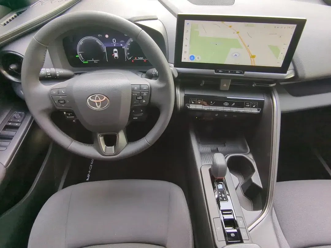 Toyota C-HR Hybrid Team Deutschland - Thumbnail 9