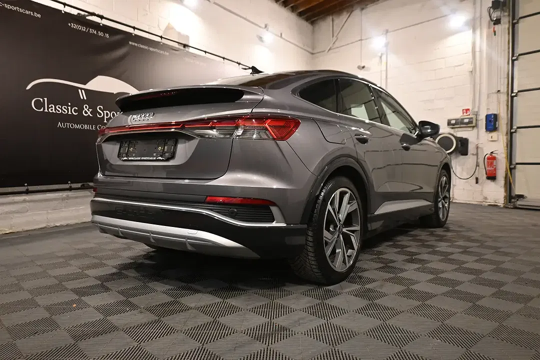 Audi Q4 e-tron 40 Matrix LED Sportback S line - Thumbnail 4