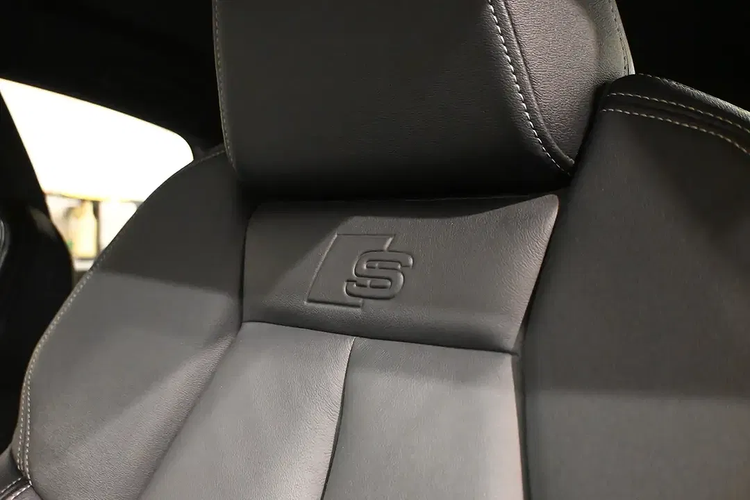 Audi Q4 e-tron 40 Matrix LED Sportback S line - Thumbnail 9