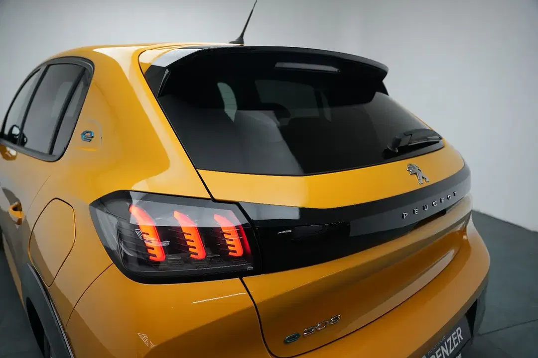 Peugeot 208 Allure - Thumbnail 10