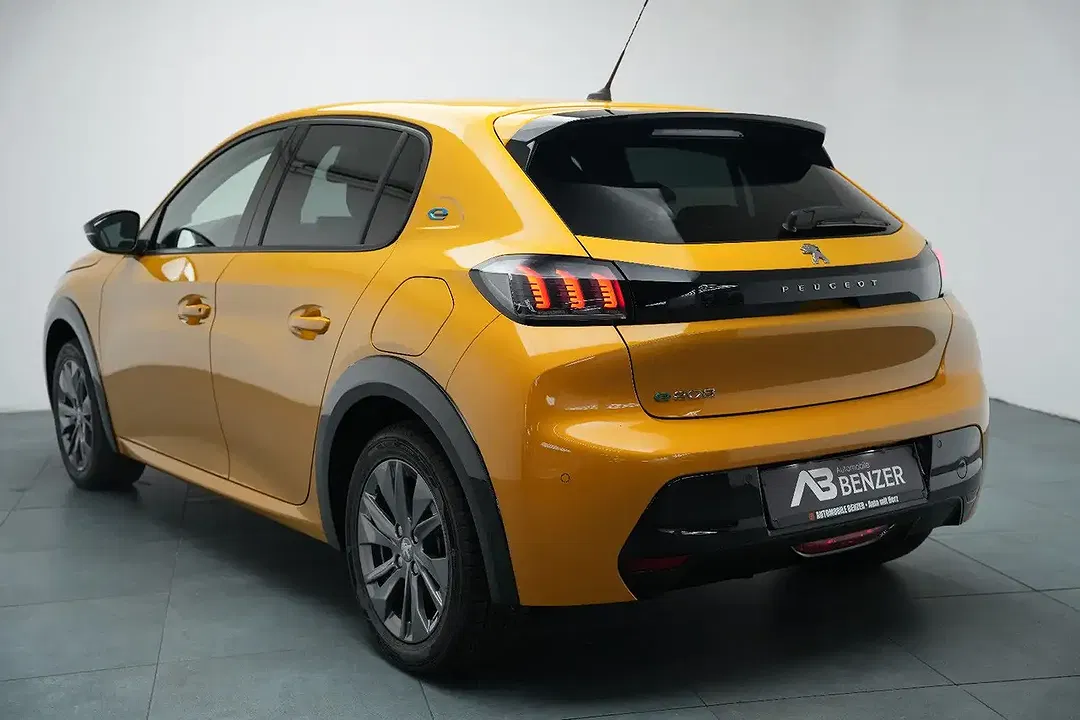 Peugeot 208 Allure - Thumbnail 7