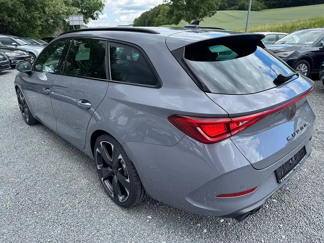 CUPRA Leon 2.0 TSI DSG VZ - Thumbnail 4