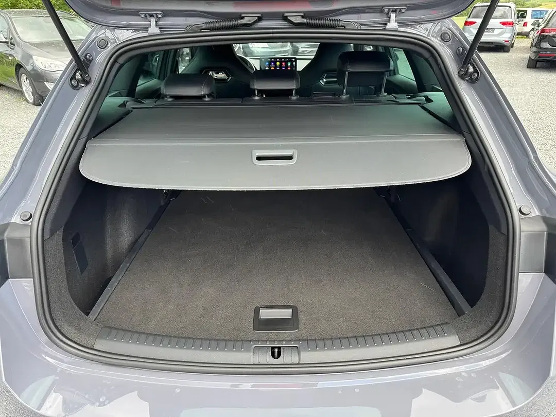 CUPRA Leon 2.0 TSI DSG VZ - Thumbnail 9