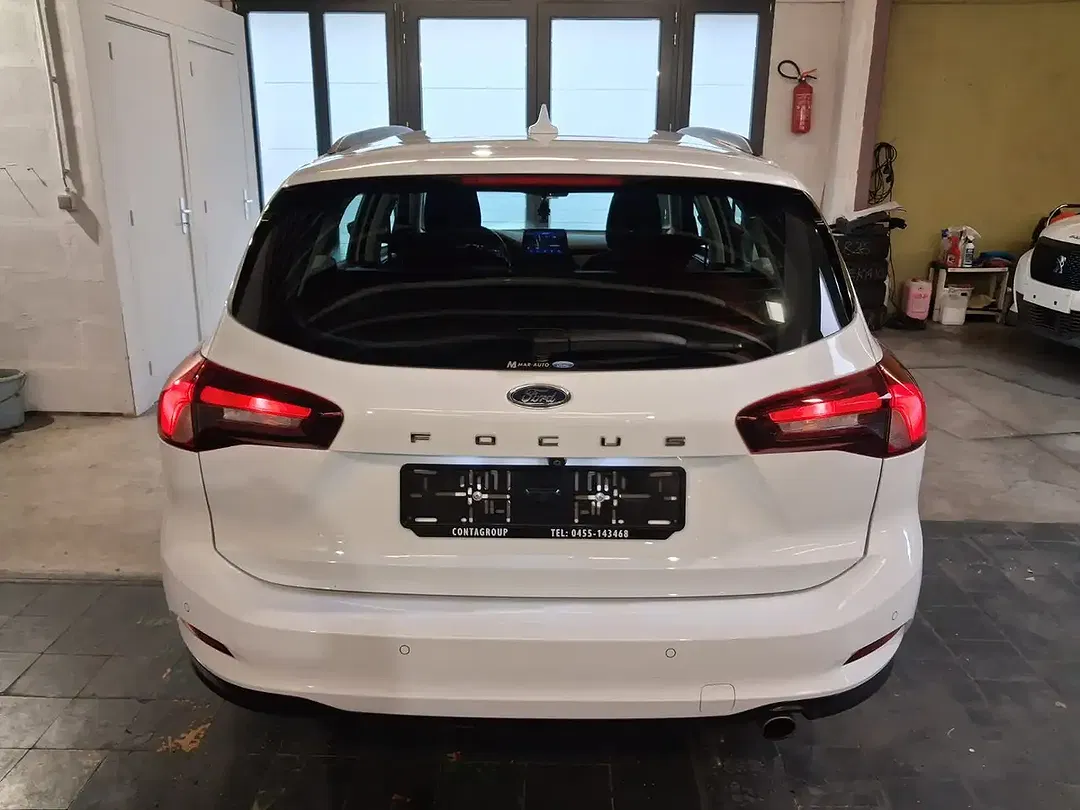 Ford Focus 1.5 EcoBlue - Thumbnail 4
