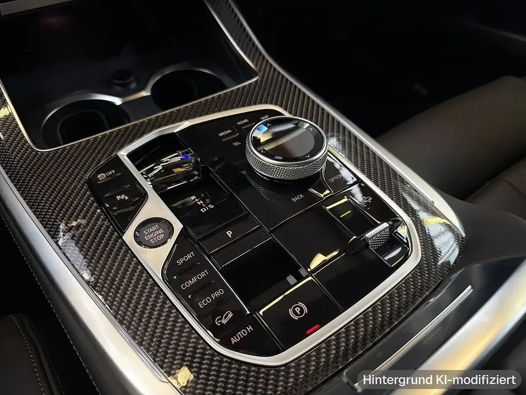 BMW X7 M xDrive M Sport - Thumbnail 9