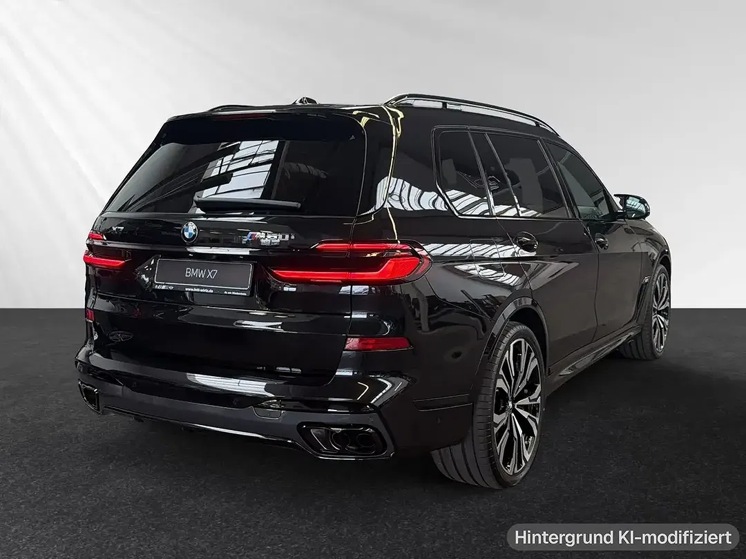 BMW X7 M xDrive M Sport - Thumbnail 3