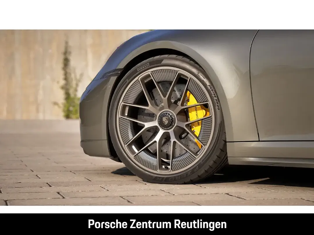 Porsche 992 Turbo S - Thumbnail 6
