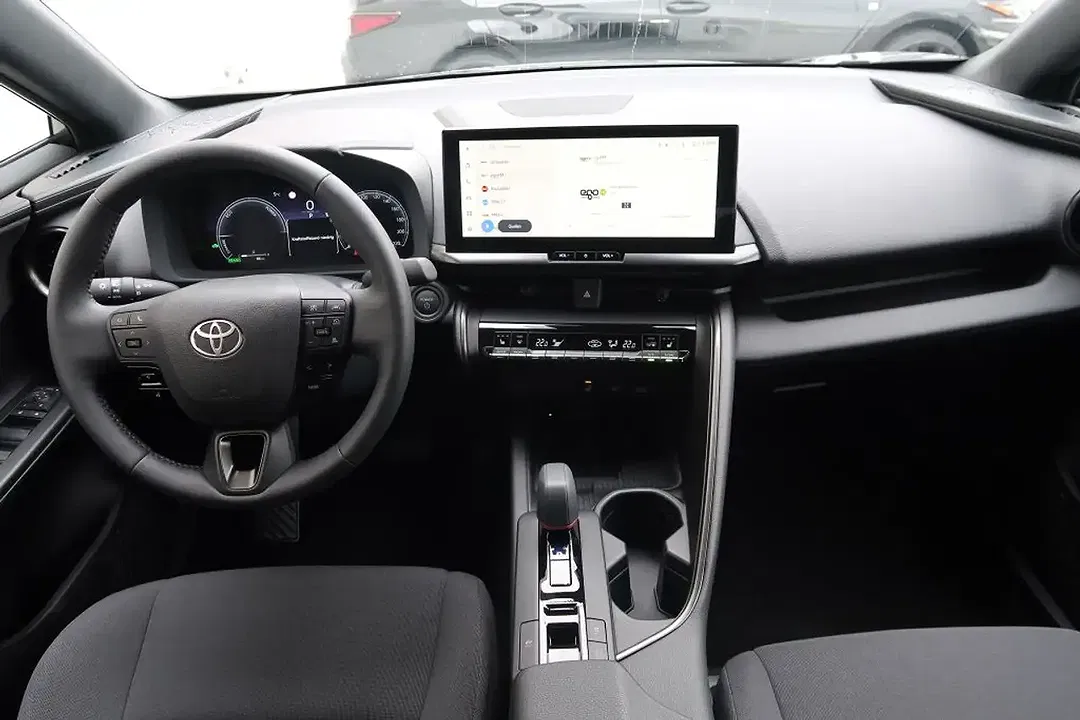 Toyota C-HR Hybrid Team Deutschland - Thumbnail 10
