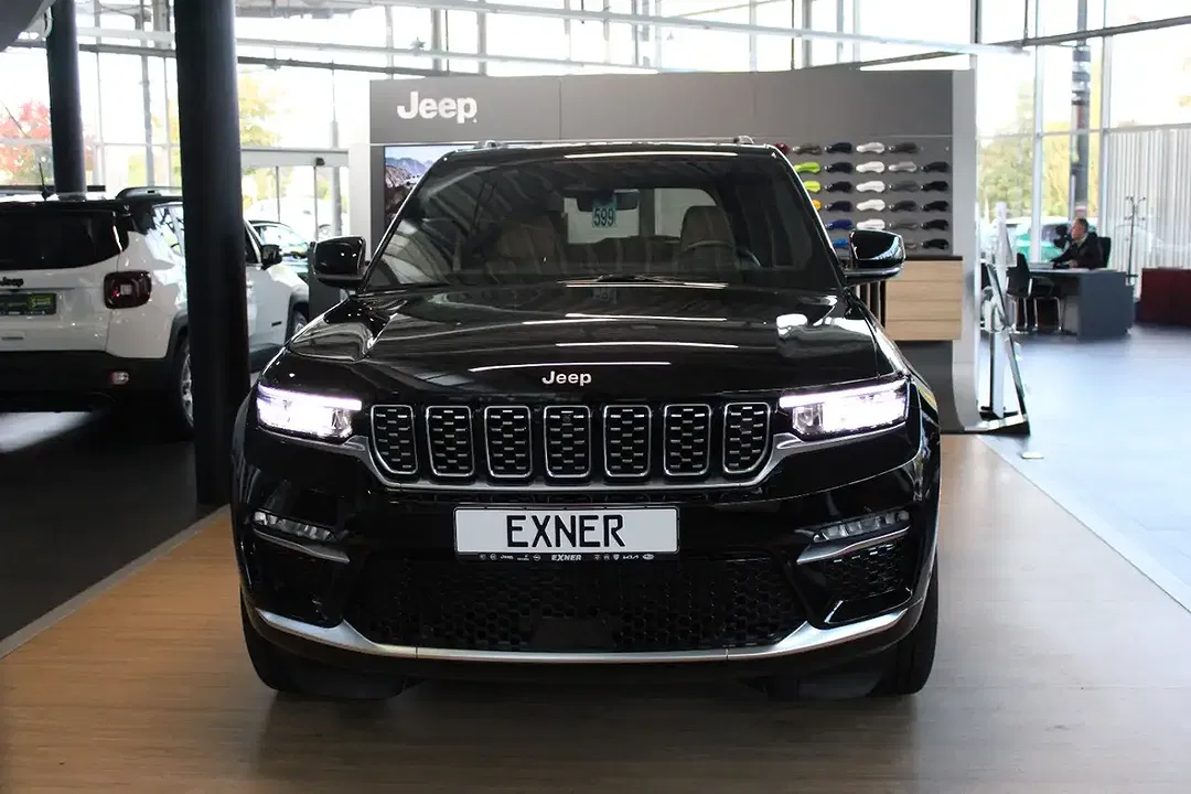 Jeep Grand Cherokee V8 HEMI - Thumbnail 5
