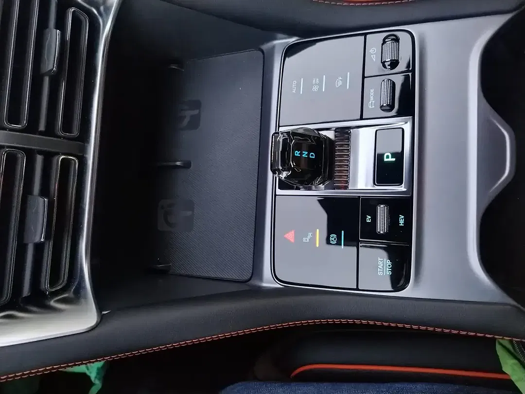 BYD Seal U 26.6 kWh DM-i Comfort - Thumbnail 11