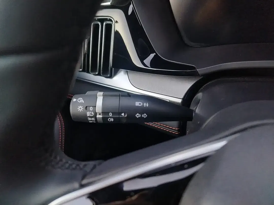BYD Seal U 26.6 kWh DM-i Comfort - Thumbnail 13