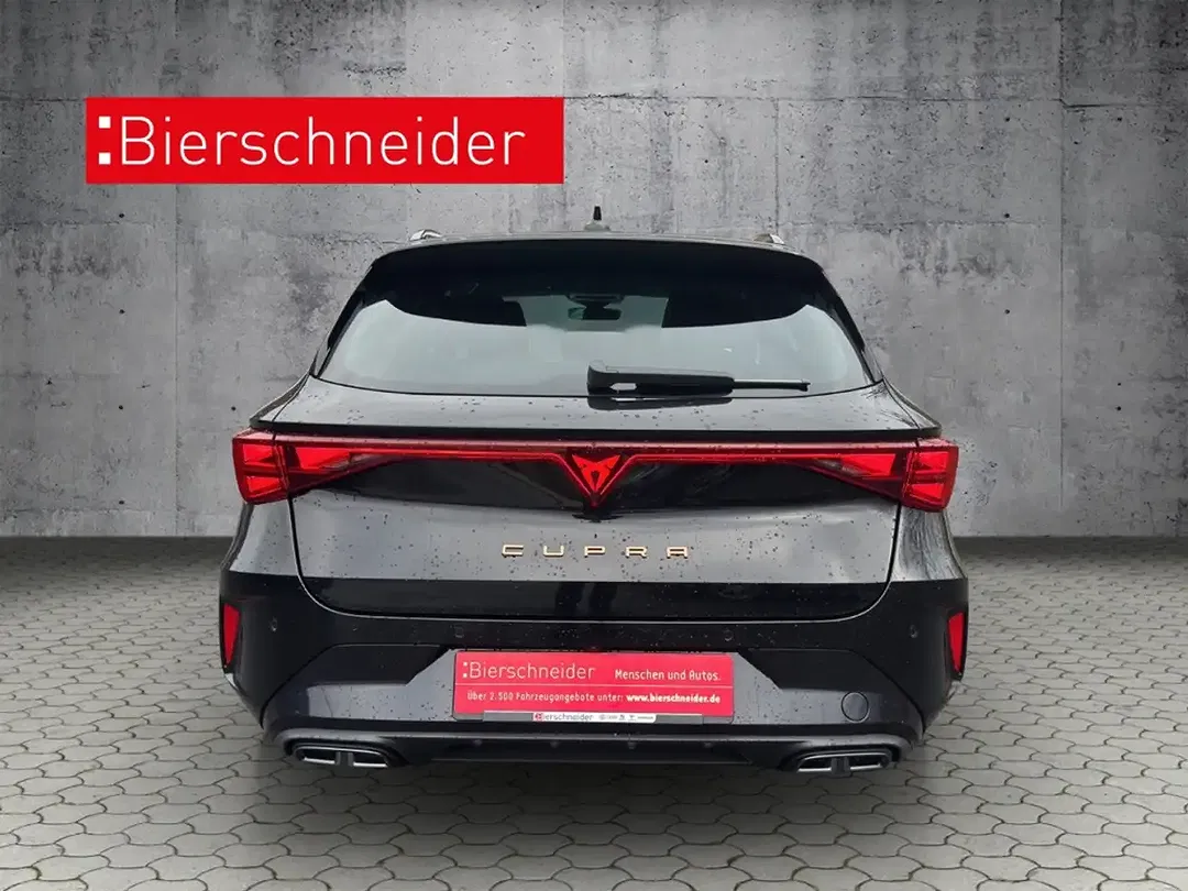 CUPRA Leon 2.0 TSI DSG 4Drive Sportstourer - Thumbnail 2