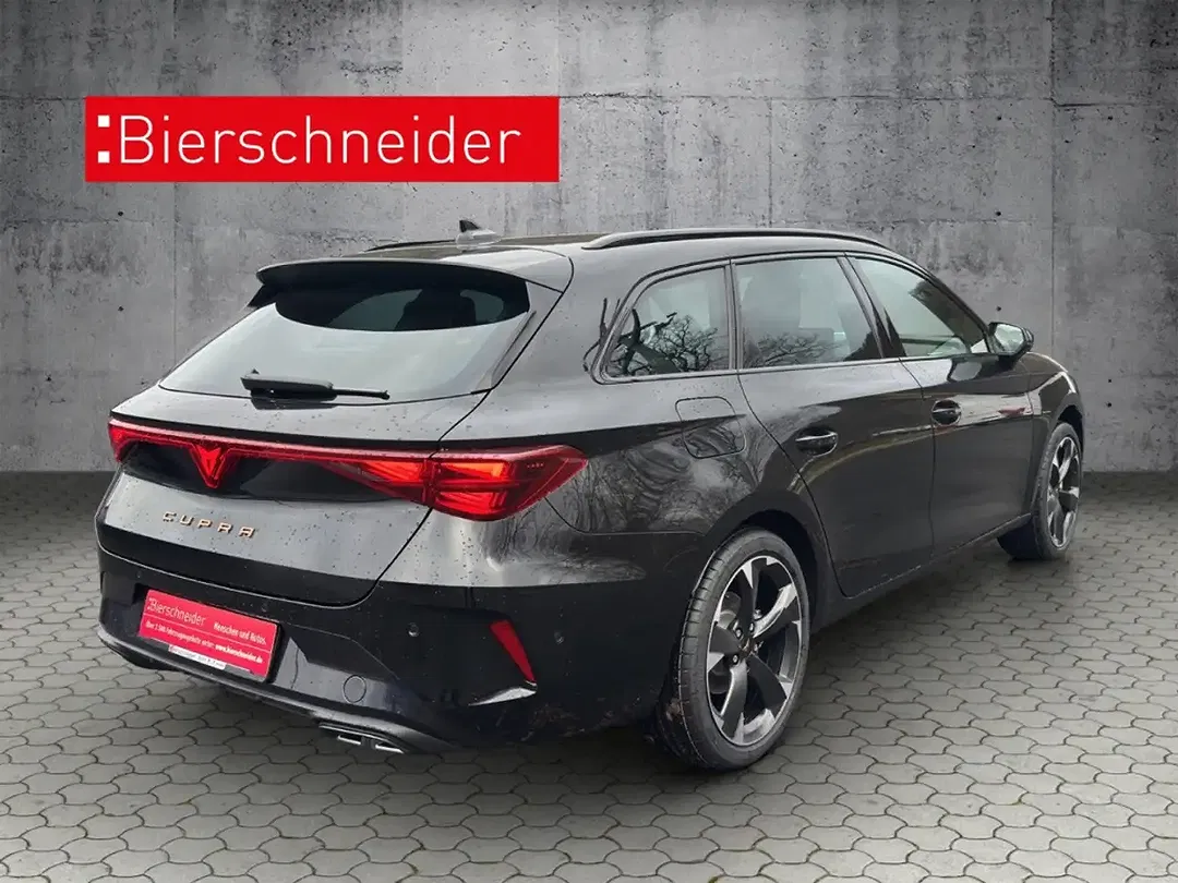 CUPRA Leon 2.0 TSI DSG 4Drive Sportstourer - Thumbnail 3