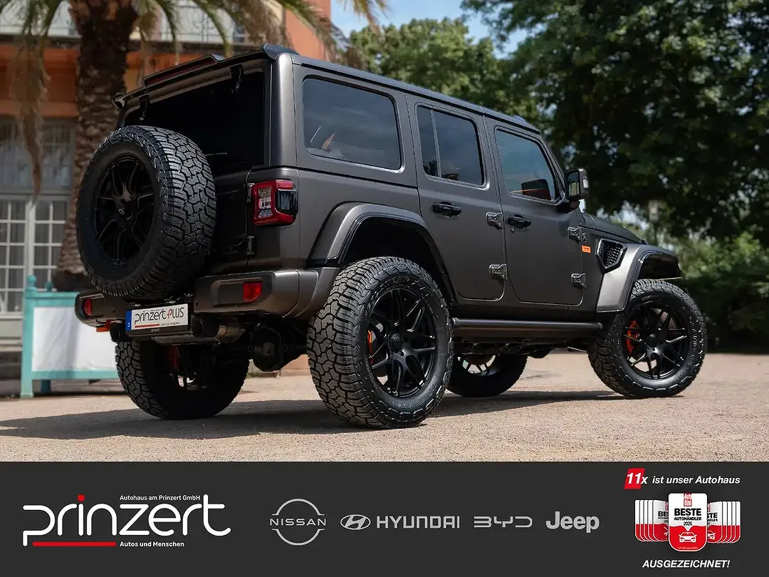 Jeep Wrangler 2.0 - Thumbnail 3