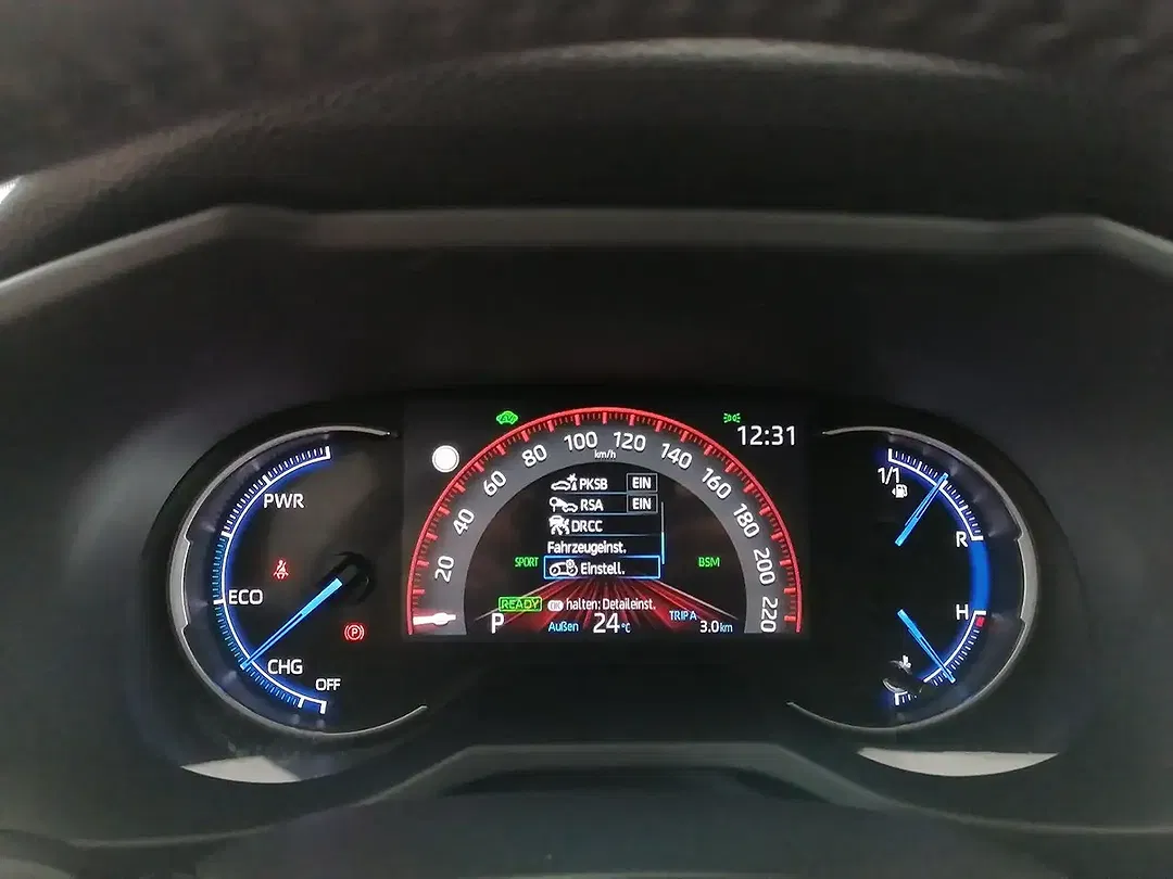 Toyota RAV 4 Hybrid 4x4 Adventure - Thumbnail 5