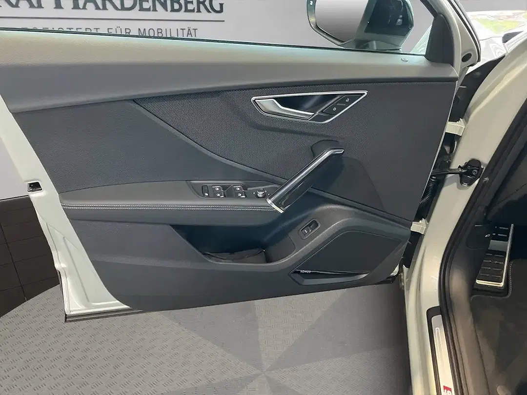 Audi SQ2 TFSI quattro - Thumbnail 10