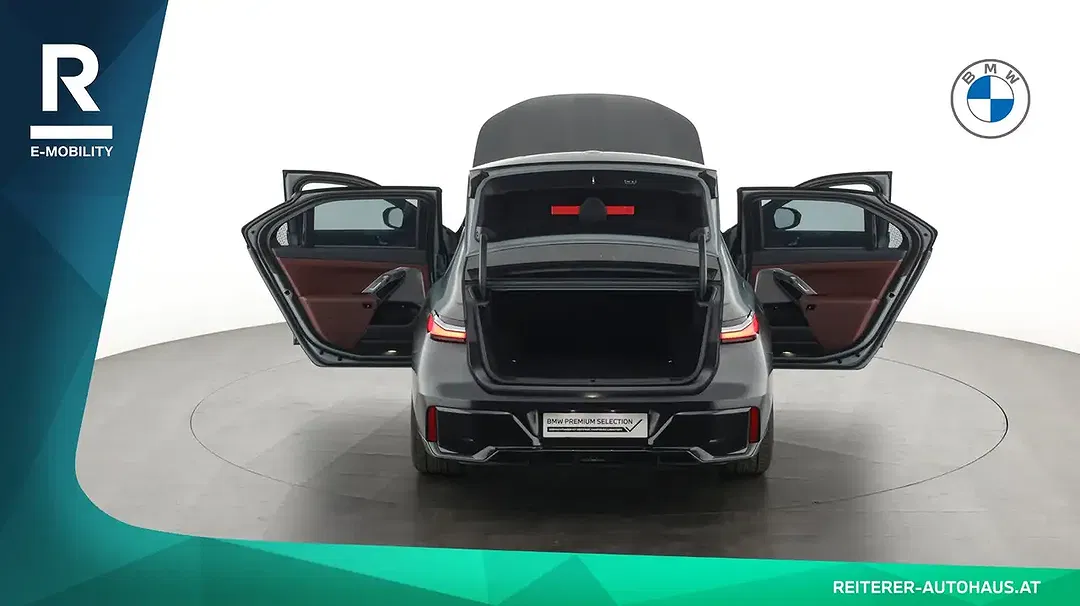 BMW i7 xDrive Pro - Thumbnail 6