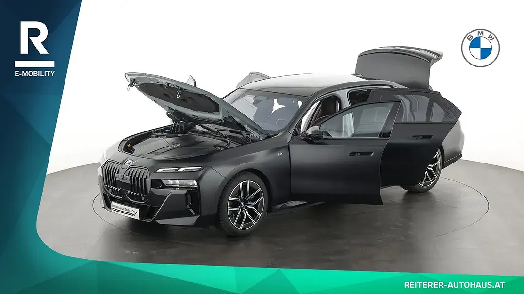 BMW i7 xDrive Pro - Thumbnail 5