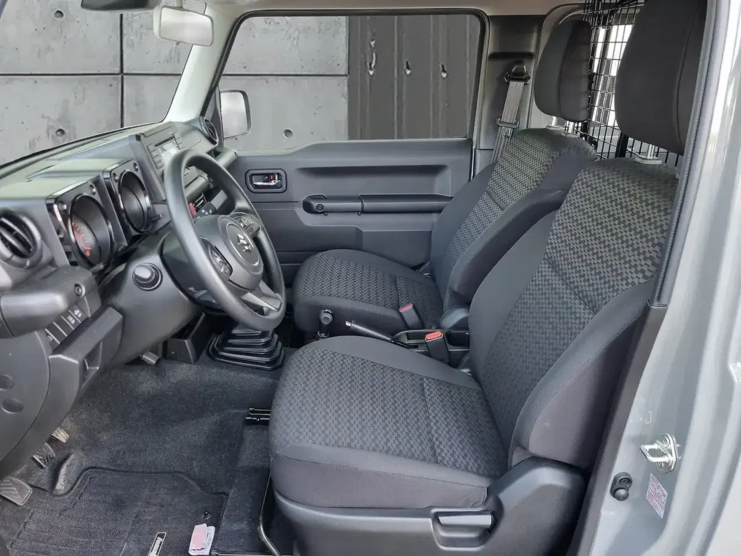 Suzuki Jimny 1.5 AllGrip Comfort - Thumbnail 10