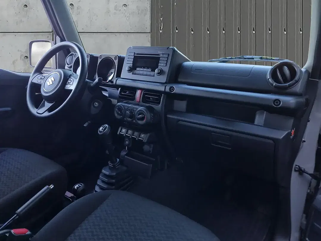 Suzuki Jimny 1.5 AllGrip Comfort - Thumbnail 14