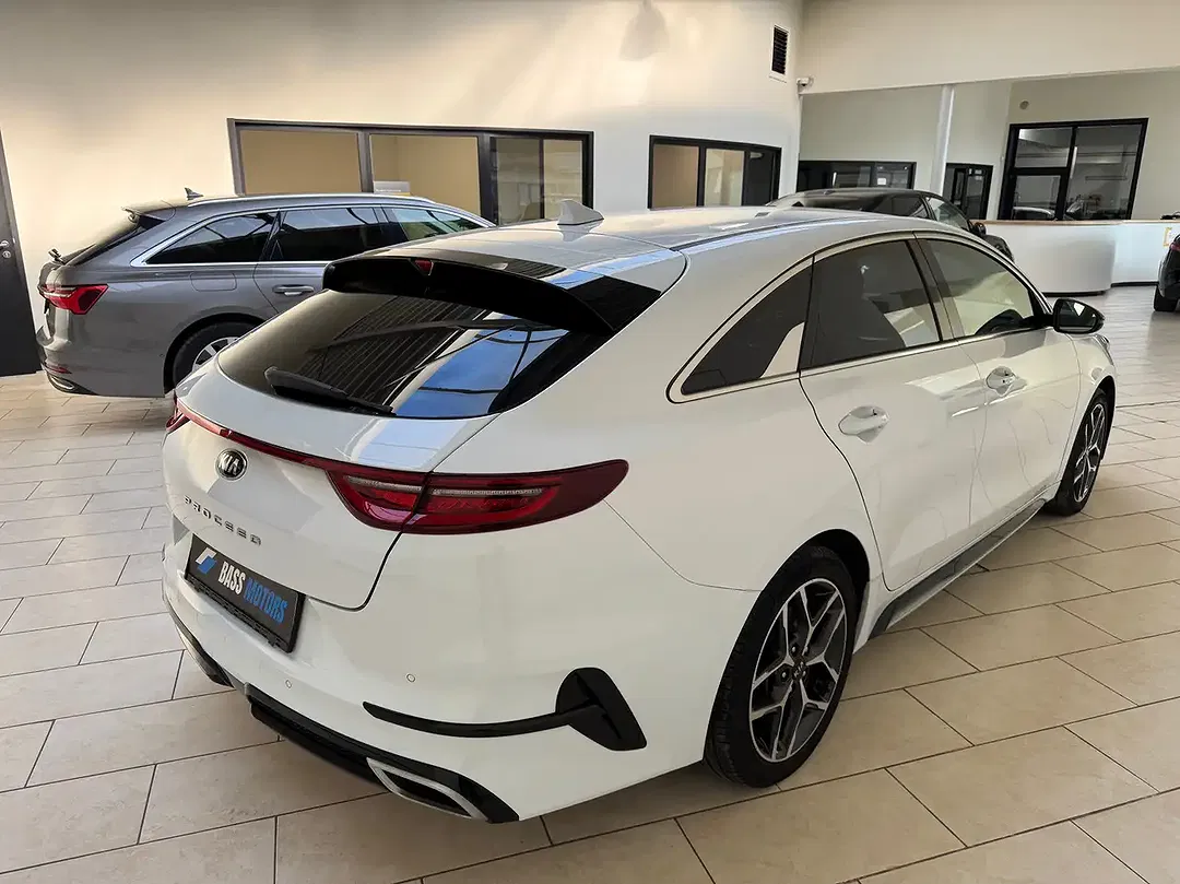 Kia ProCeed / pro_cee'd GT-Line - Thumbnail 4