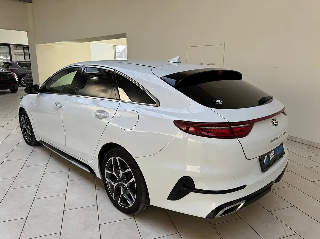 Kia ProCeed / pro_cee'd GT-Line - Thumbnail 6