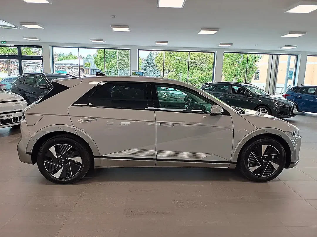 Hyundai IONIQ 5 4WD GO - Thumbnail 6