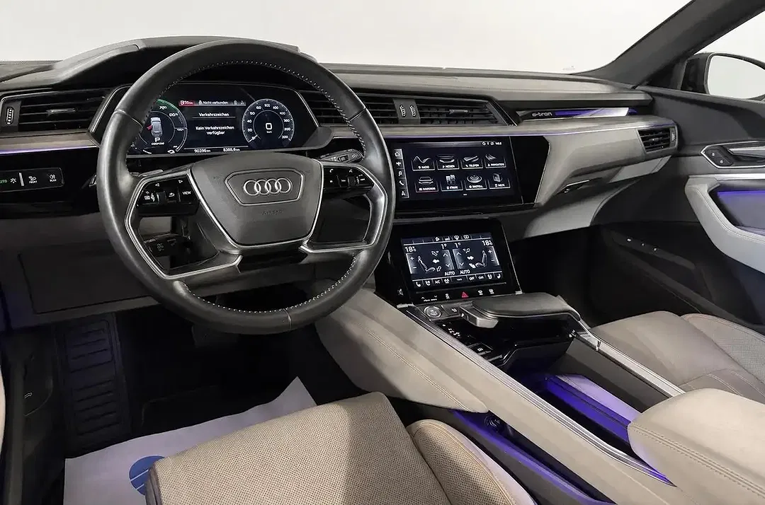Audi e-tron 55 quattro Matrix LED S line - Thumbnail 10