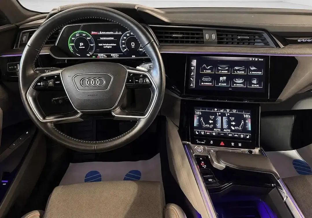 Audi e-tron 55 quattro Matrix LED S line - Thumbnail 13