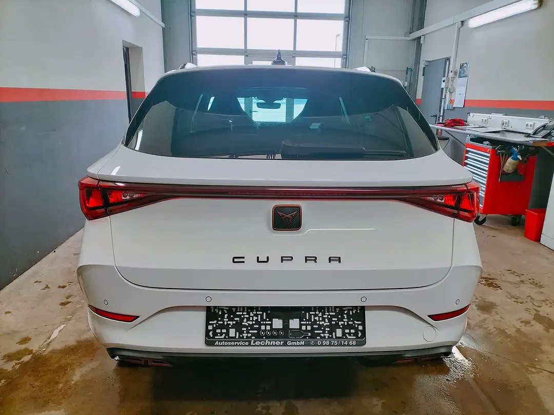 CUPRA Leon PHEV - Thumbnail 3