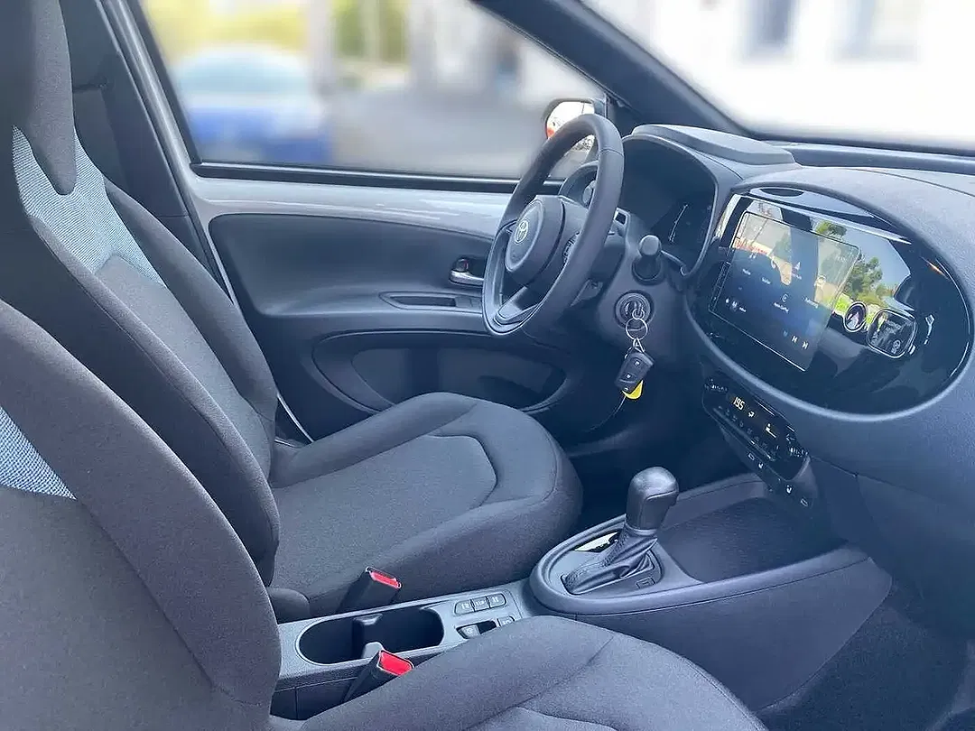 Toyota Aygo X 1.5 Hybrid Active - Thumbnail 6