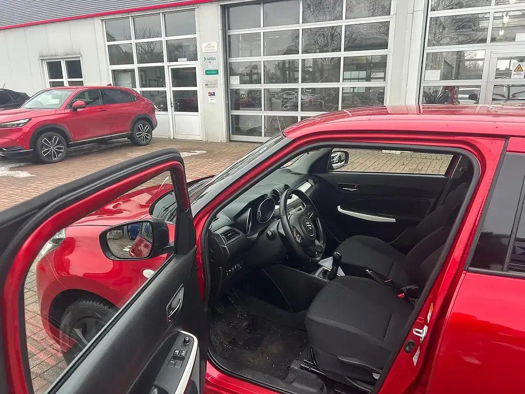 Suzuki Swift Hybrid 1.2 Comfort - foto 8