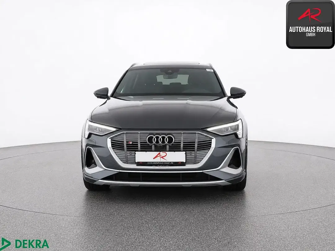 Audi e-tron quattro Sportback - Thumbnail 8