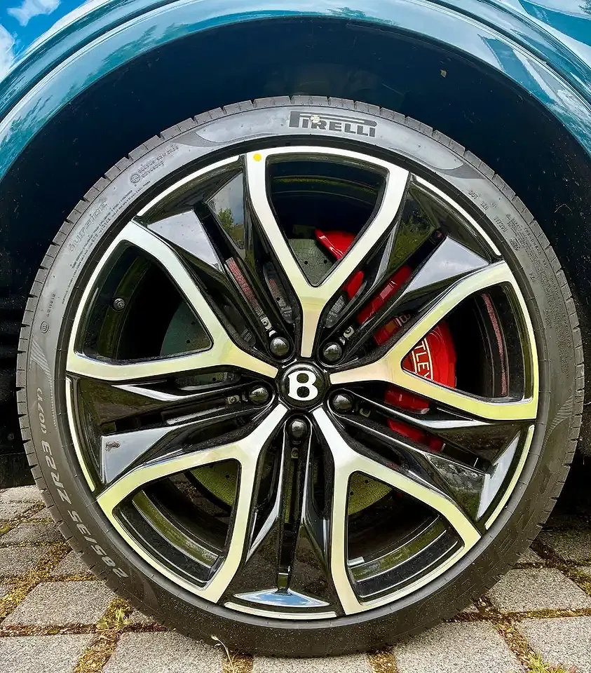 Bentley Bentayga 4.0 V8 Speed - Thumbnail 7