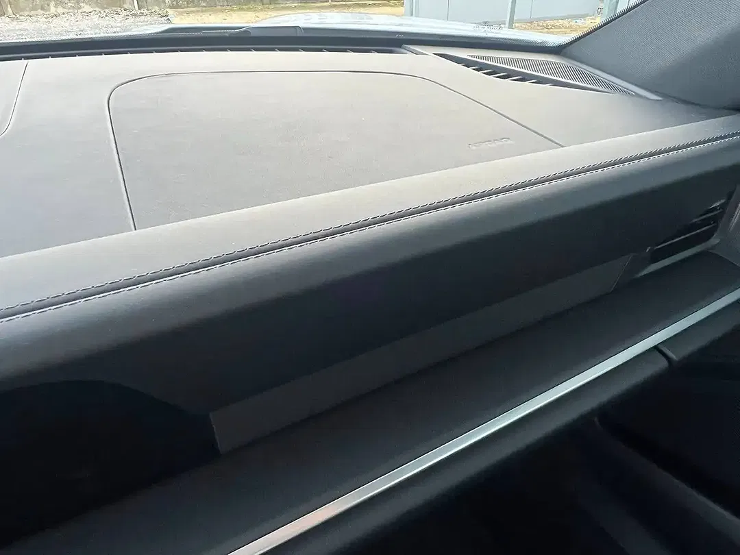 Porsche 911 Carrera Coupe - Thumbnail 12