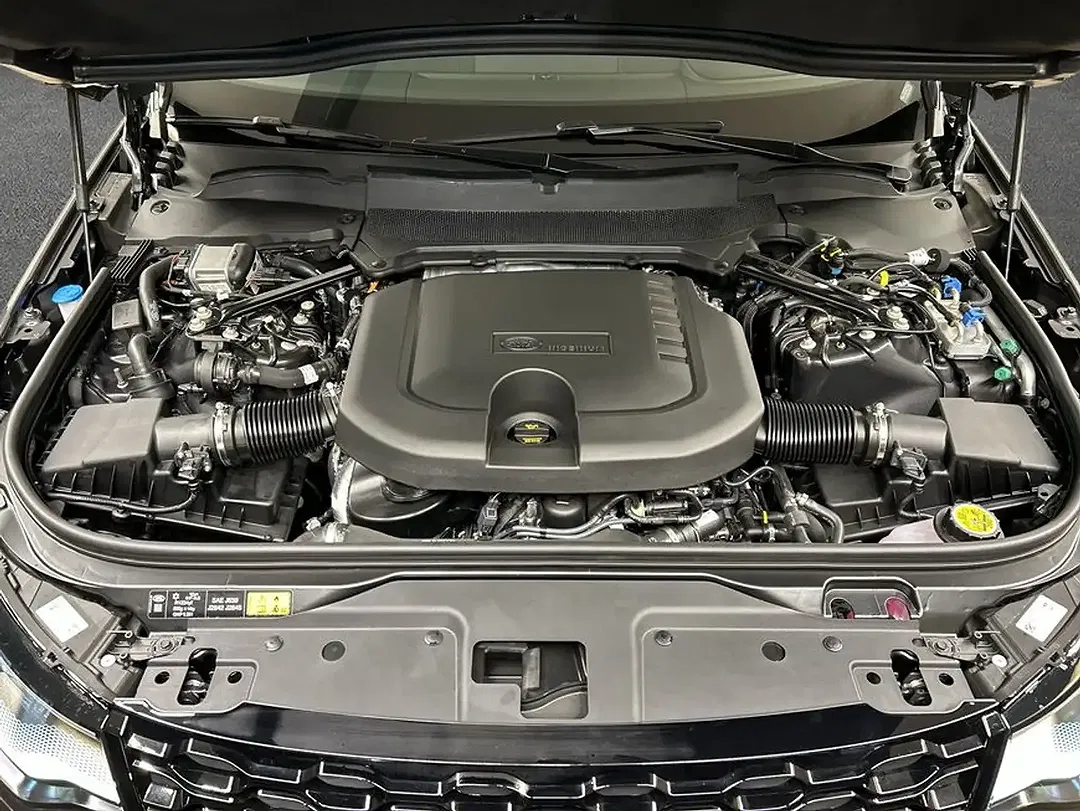Land Rover Discovery D250 Dynamic SE - Thumbnail 10