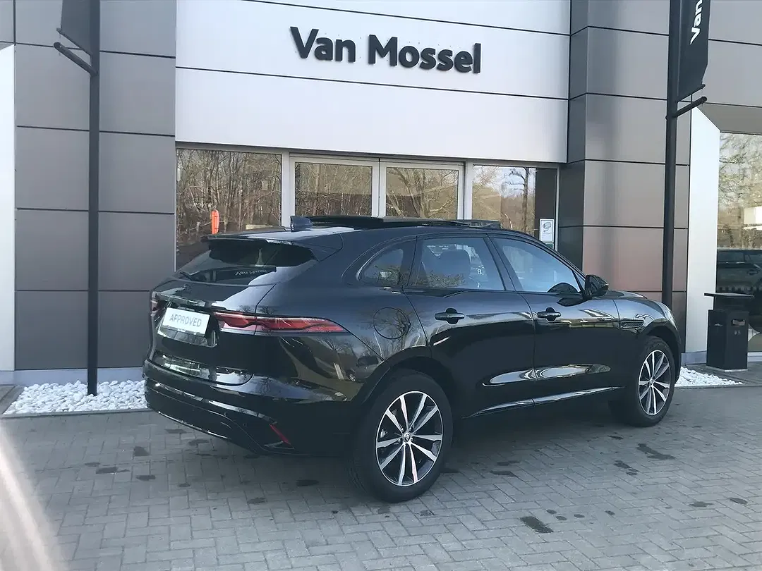 Jaguar F-Pace P400e PHEV 4x4 R-Dynamic SE - Thumbnail 3