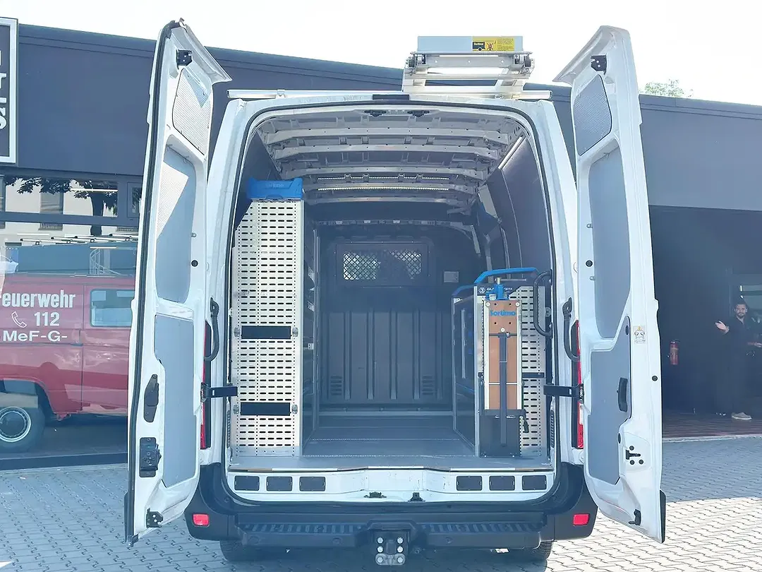 Renault Master 4x4 - Thumbnail 7
